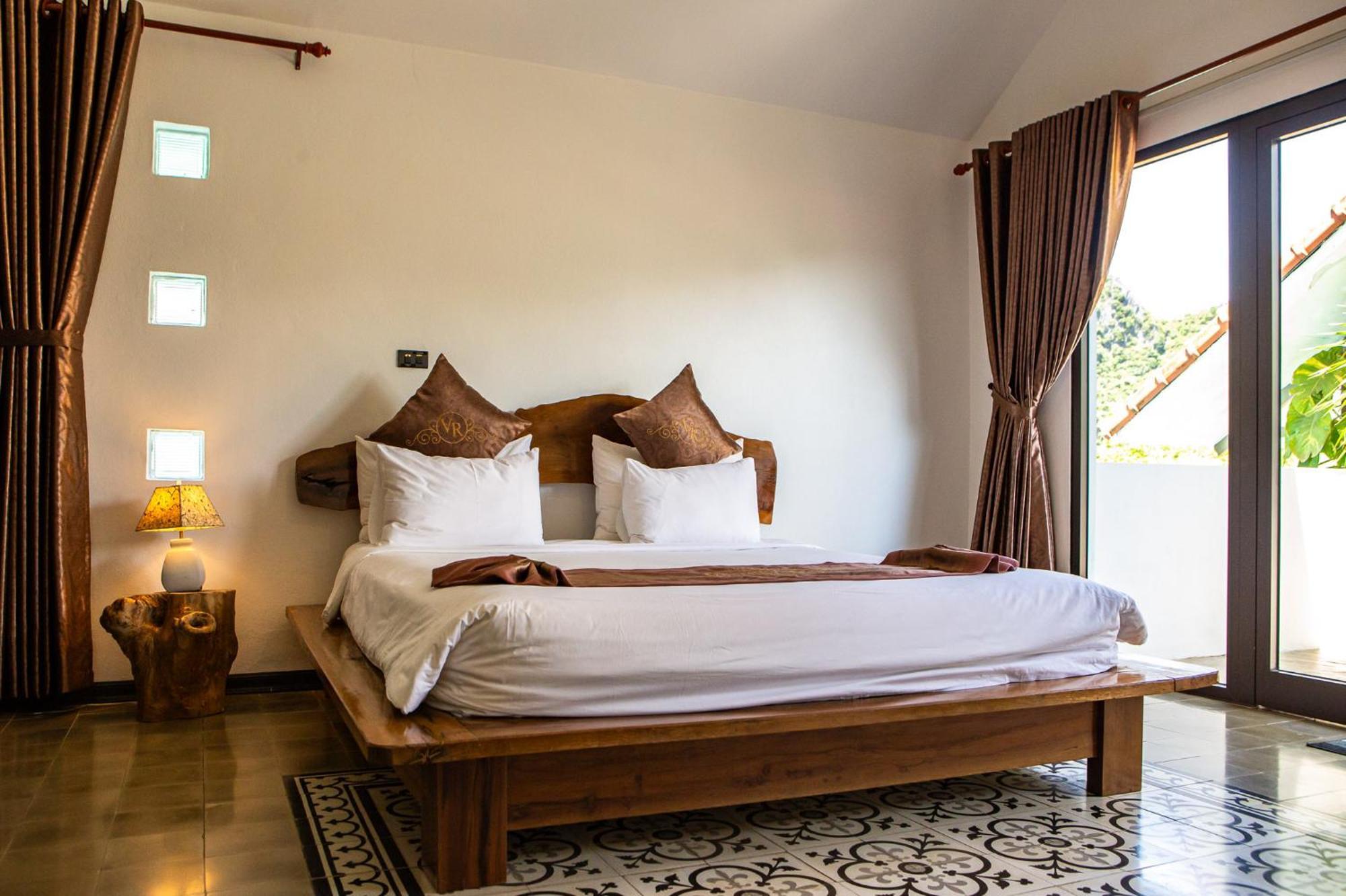 Victory Road Villas Phong Nha Exteriör bild