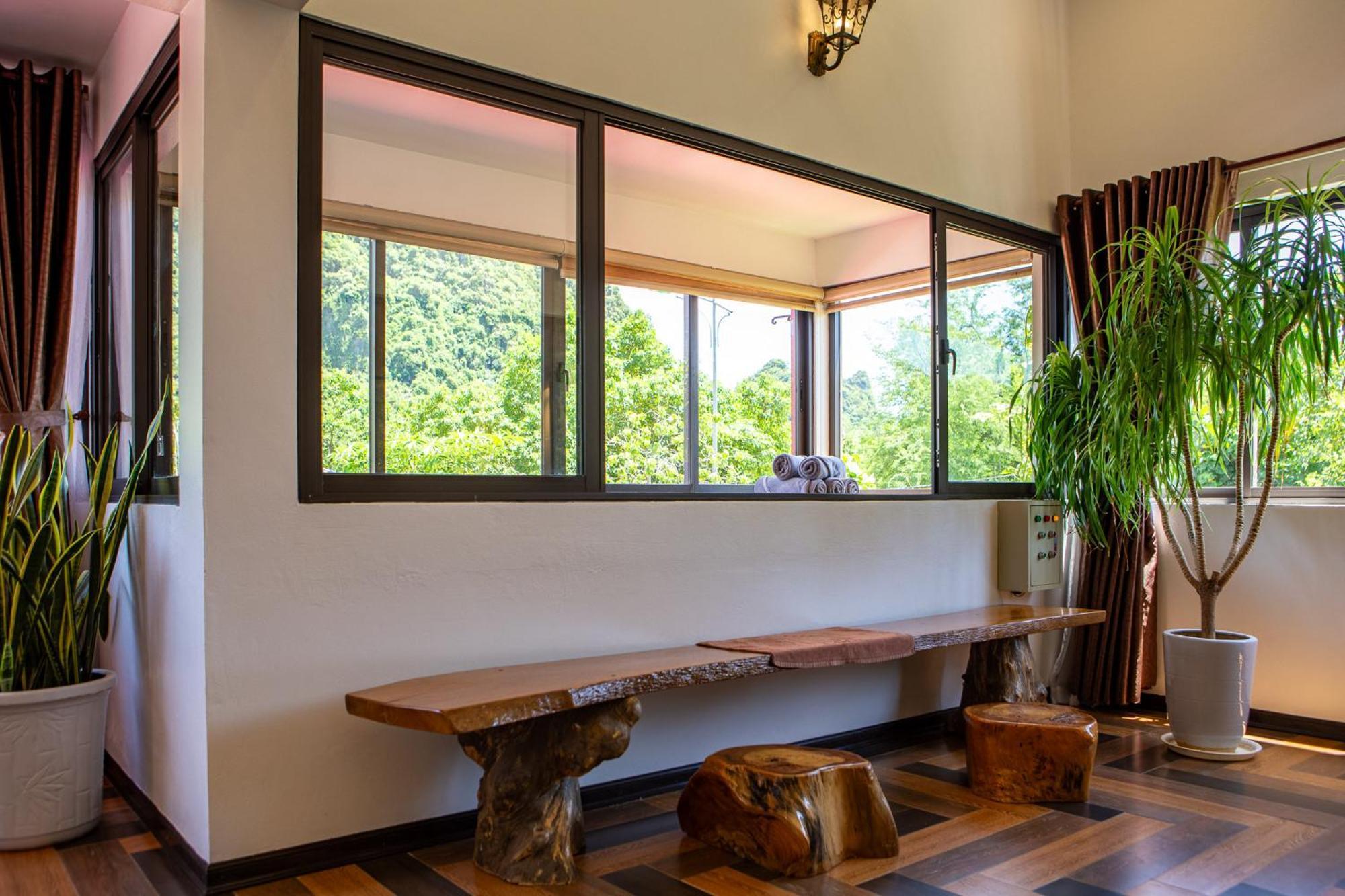 Victory Road Villas Phong Nha Exteriör bild